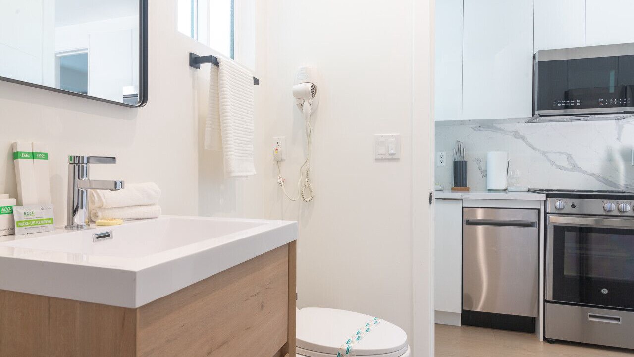 Photo of Bathroom in North Hollywood