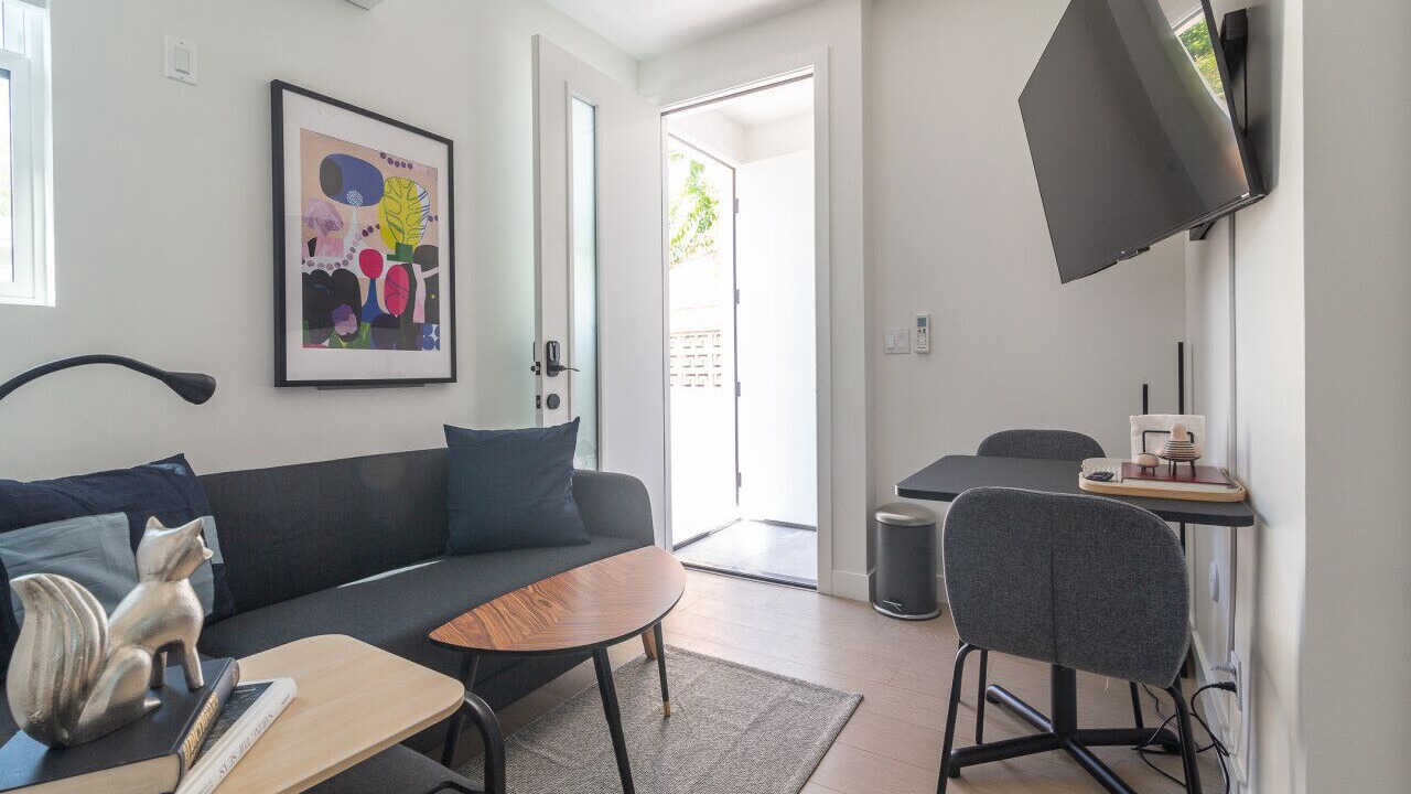 Photo of Livingroom in North Hollywood