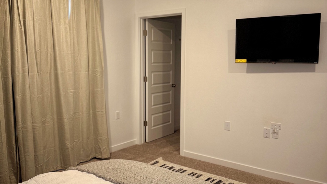 Photo of Bedroom in Pumpkin Center
