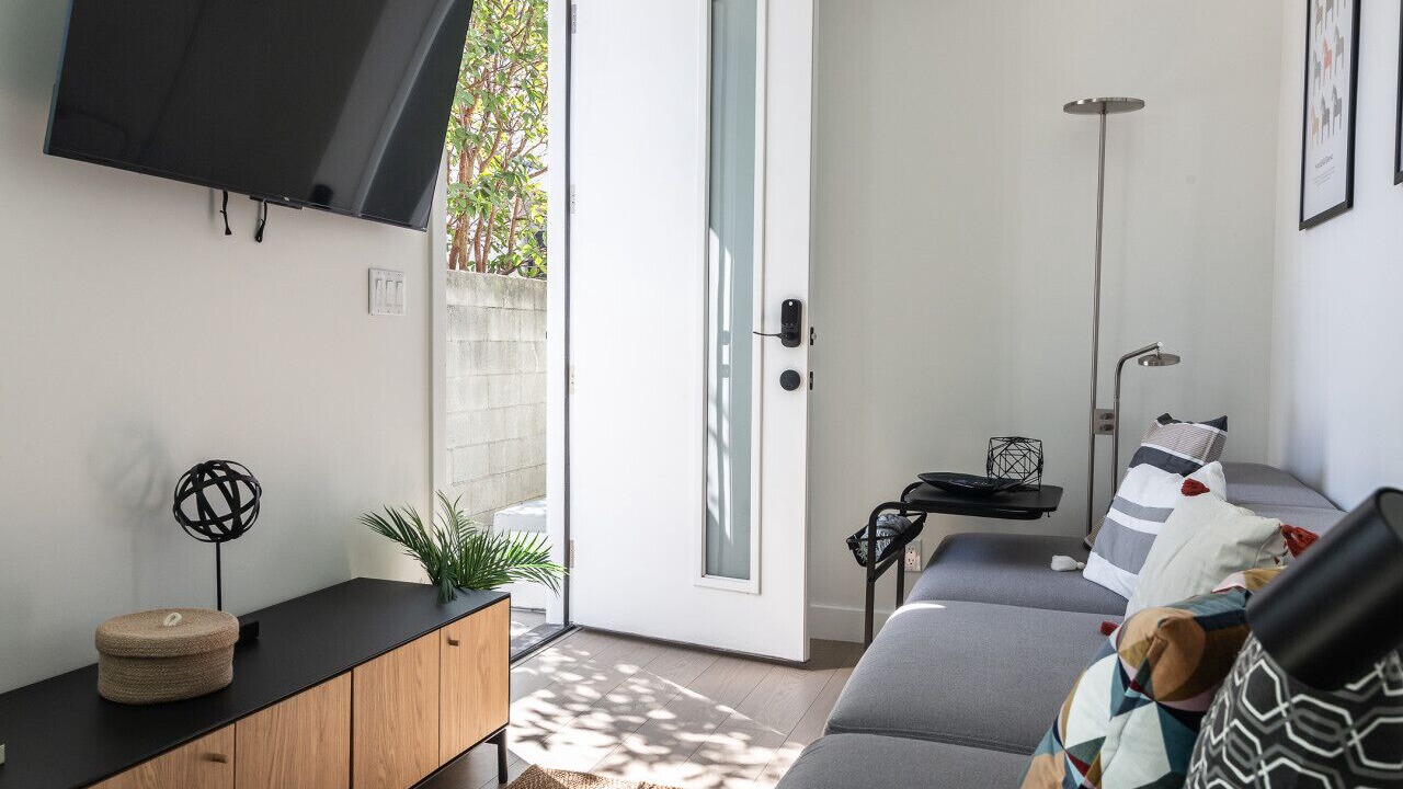 Photo of Livingroom in NoHo Arts District