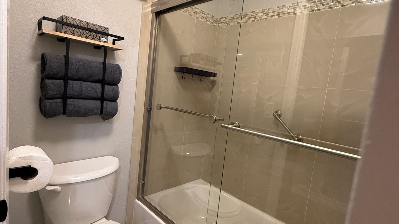 Photo of Bathroom in Duarte