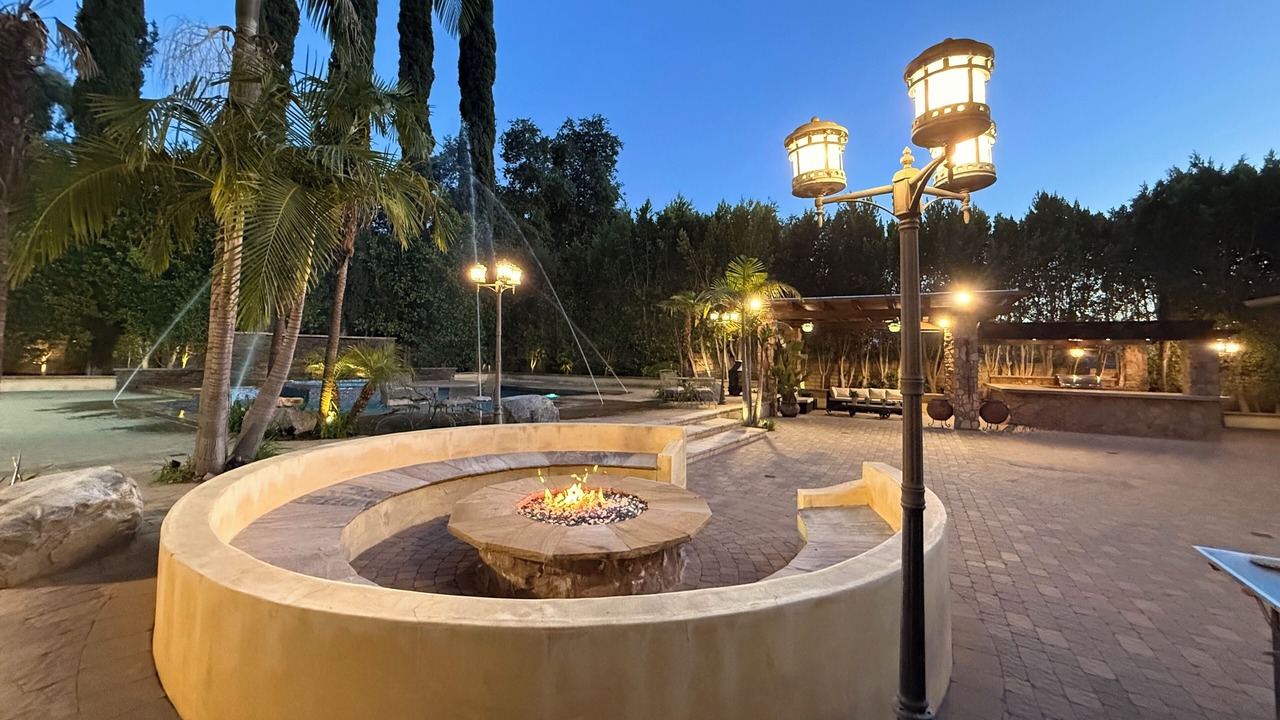 Photo of Patio Balcony in Calabasas