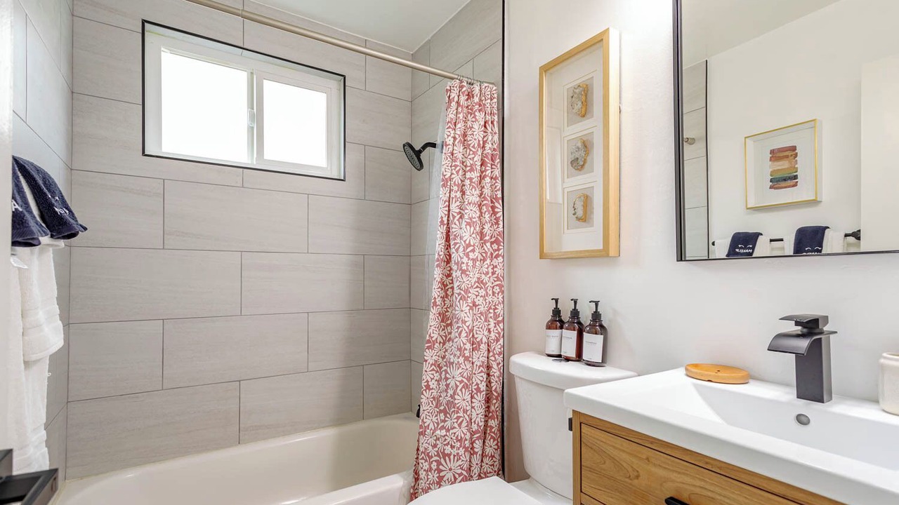 Photo of Bathroom in Alhambra