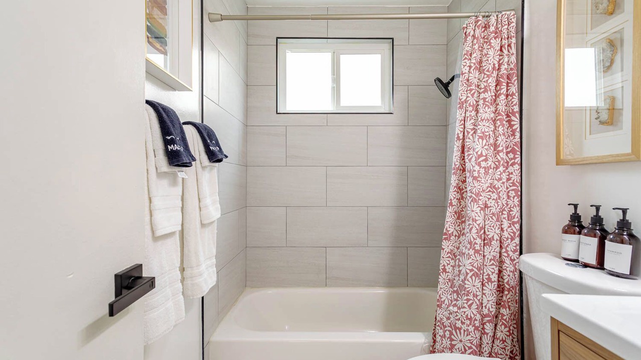 Photo of Bathroom in Alhambra