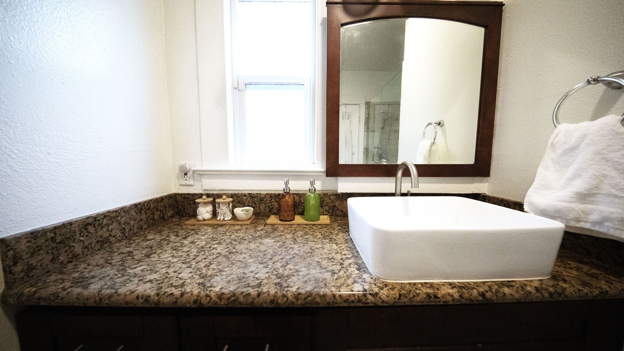 Photo of Bathroom in Park Mesa Heights