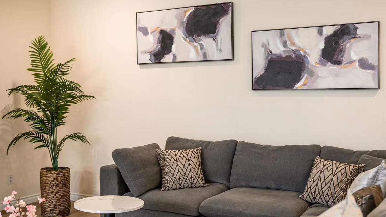 Photo of Livingroom in Ontario