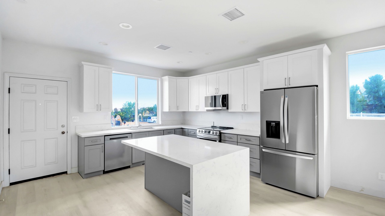 Photo of Kitchen in Corona
