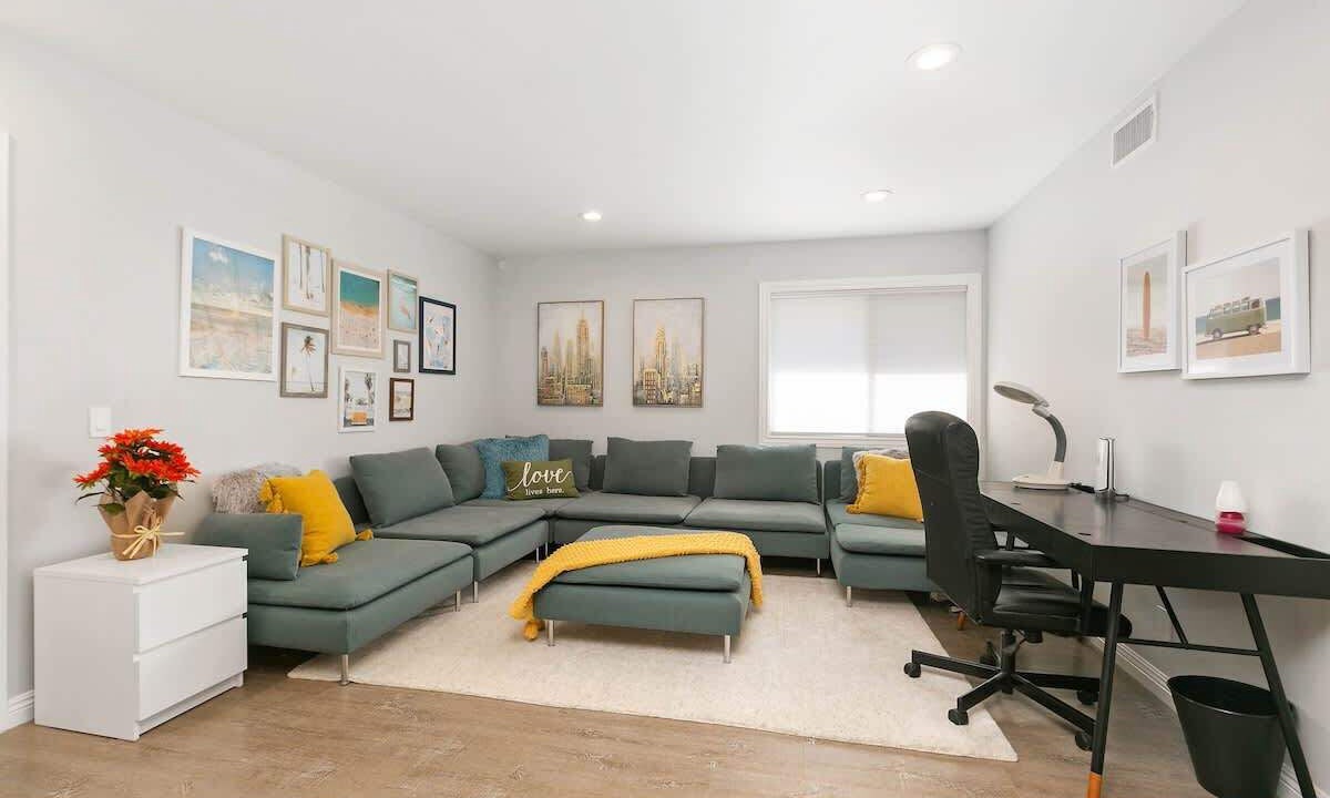 Photo of Livingroom in Rowland Heights
