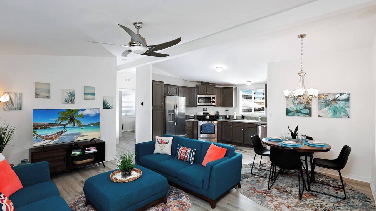 Photo of Livingroom in Norwalk