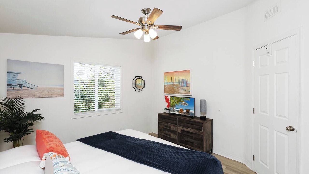 Photo of Bedroom in Norwalk