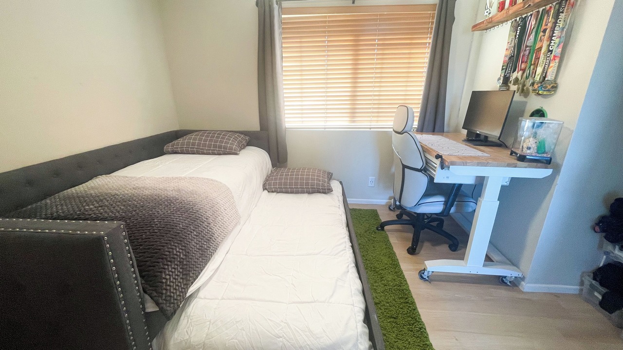 Photo of Bedroom in Huntington Beach