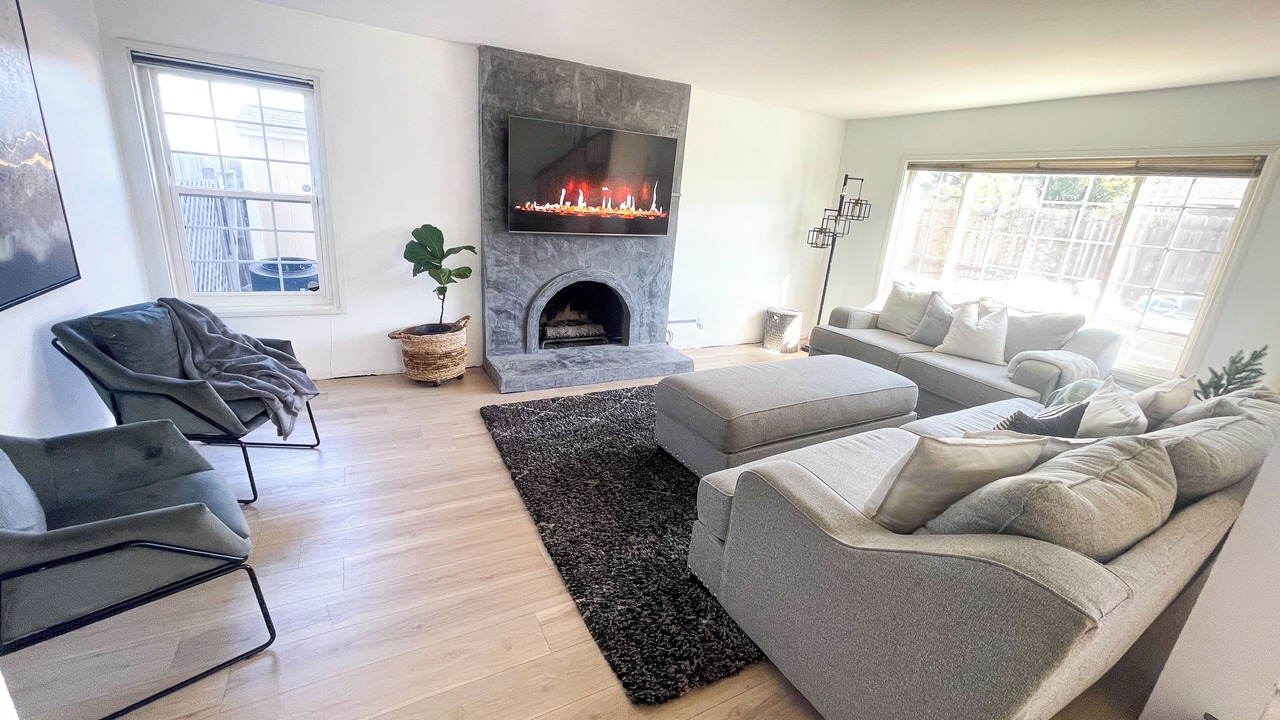 Photo of Livingroom in Huntington Beach