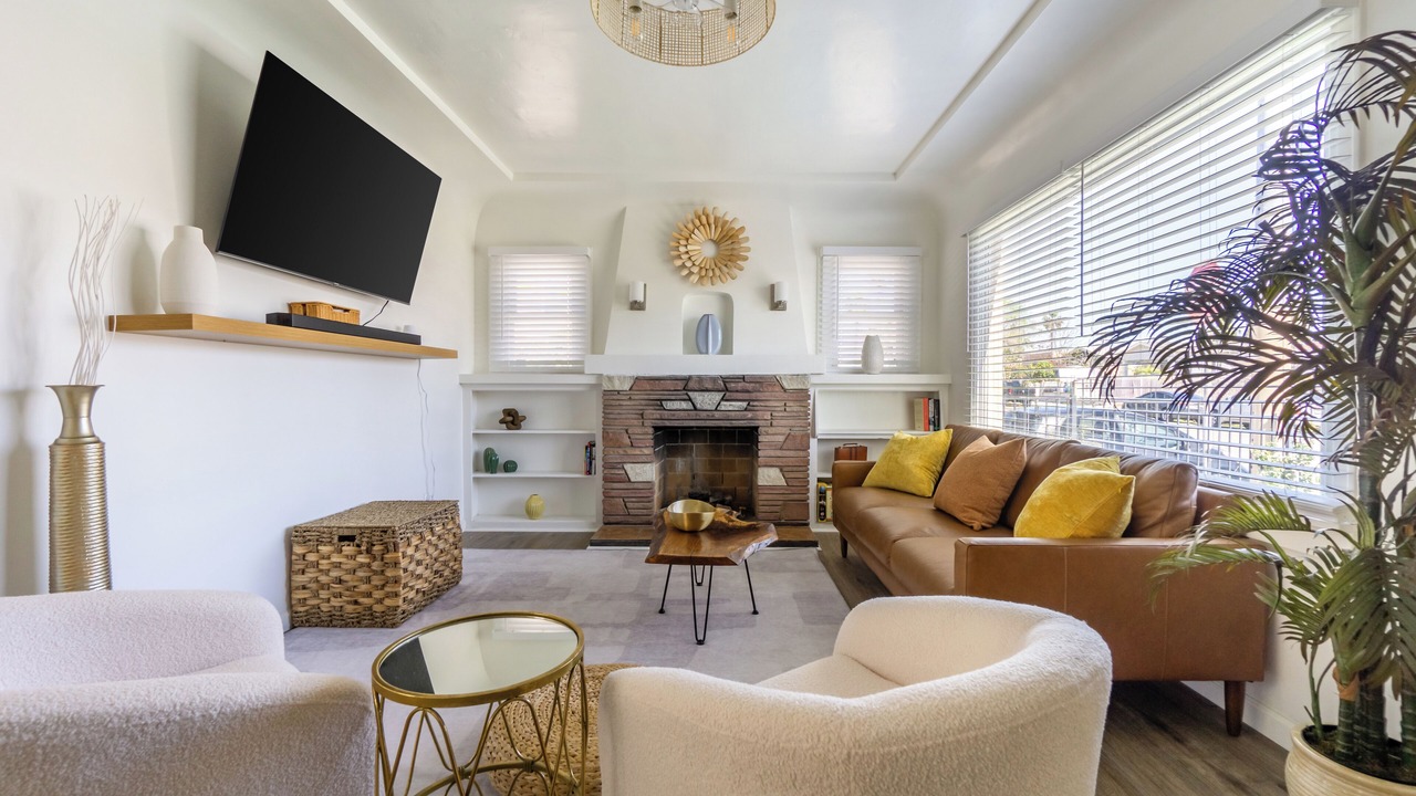 Photo of Livingroom in City Heights