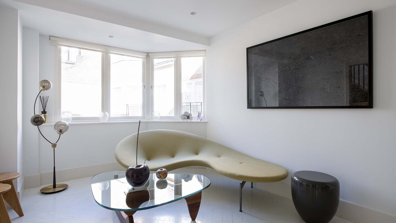 Photo of Bedroom in Royal Borough of Kensington and Chelsea