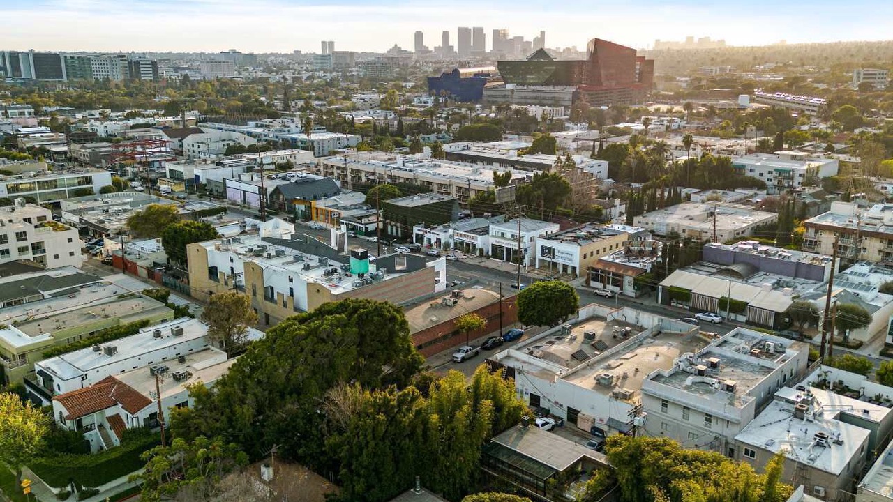 Photo of Outdoor in Beverly Grove