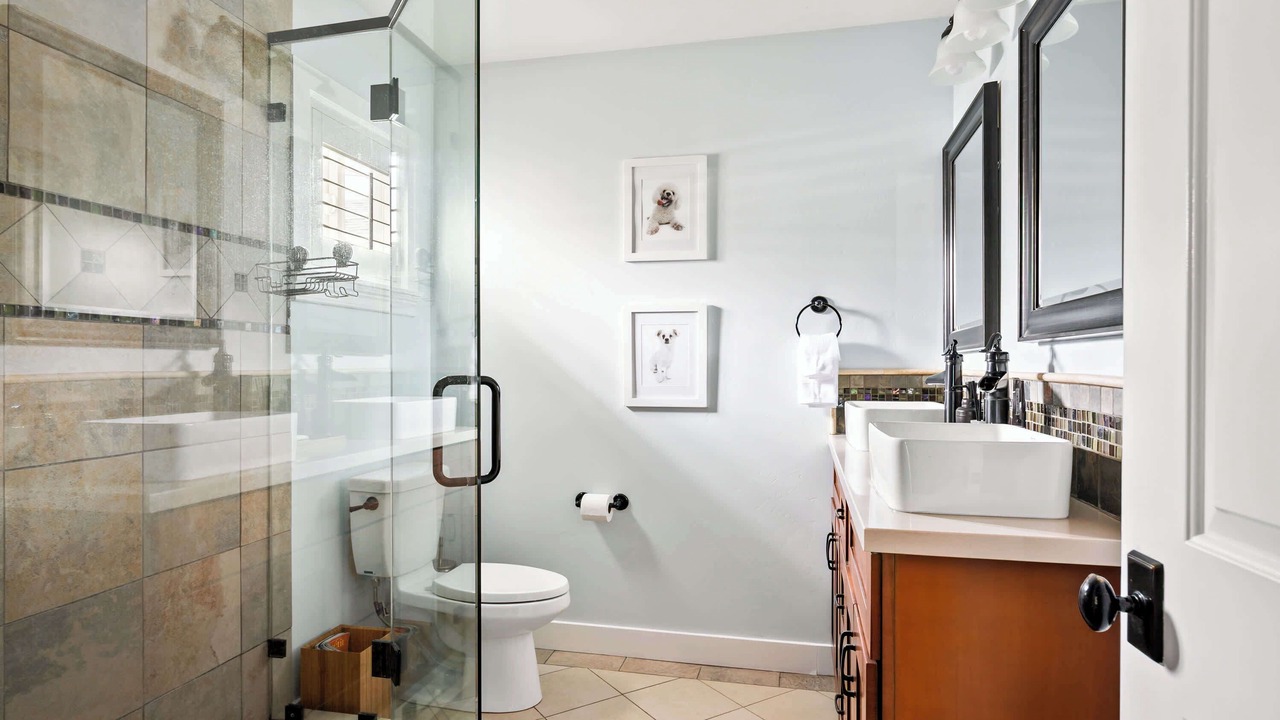 Photo of Bathroom in University Heights
