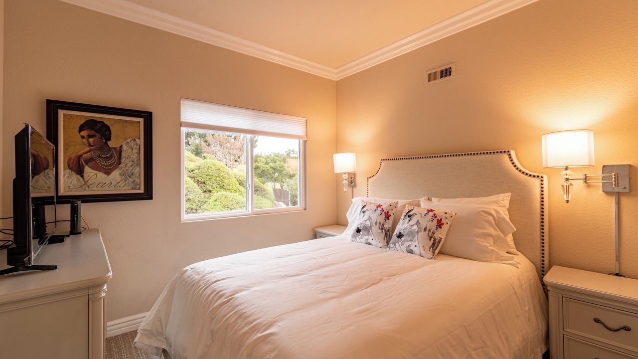 Photo of Bedroom in Monarch Beach