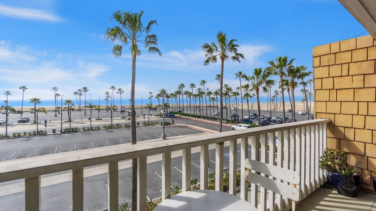 Photo of Patio Balcony in Newport Beach