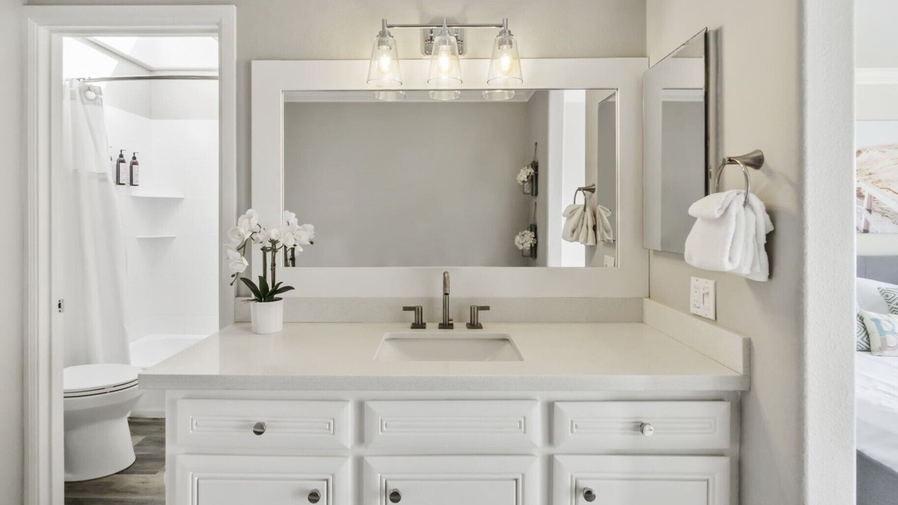 Photo of Bathroom in Newport Beach