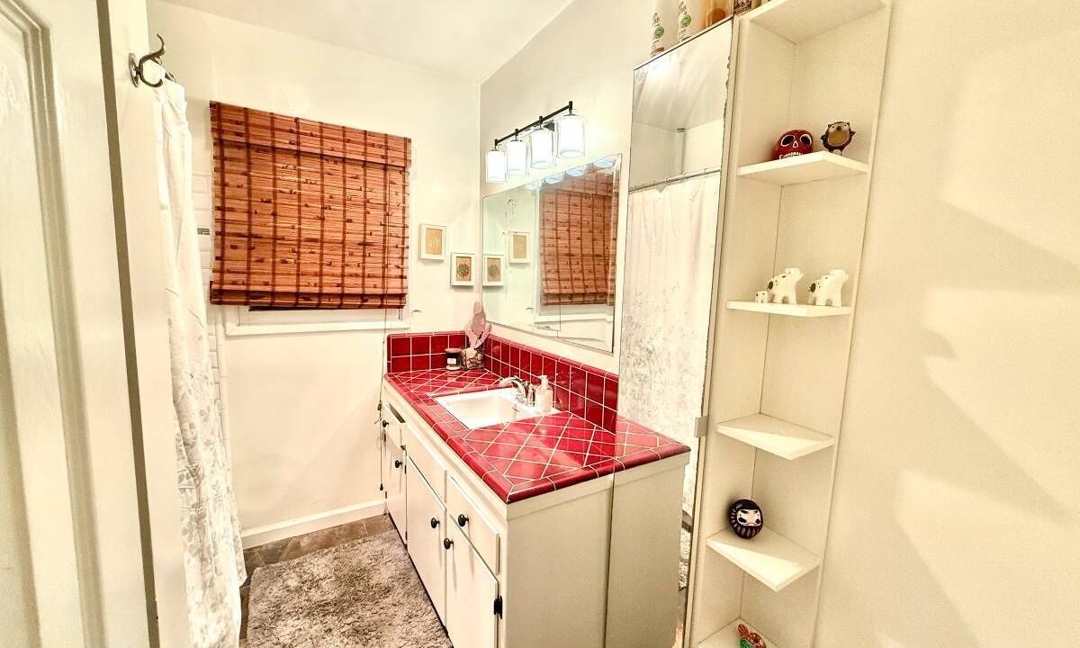 Photo of Bathroom in Alamitos Beach
