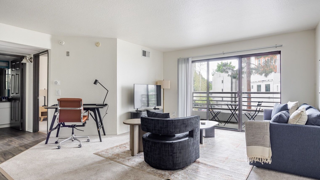 Photo of Livingroom in Studio City