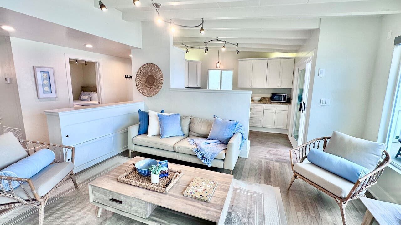 Photo of Livingroom in Oceanside