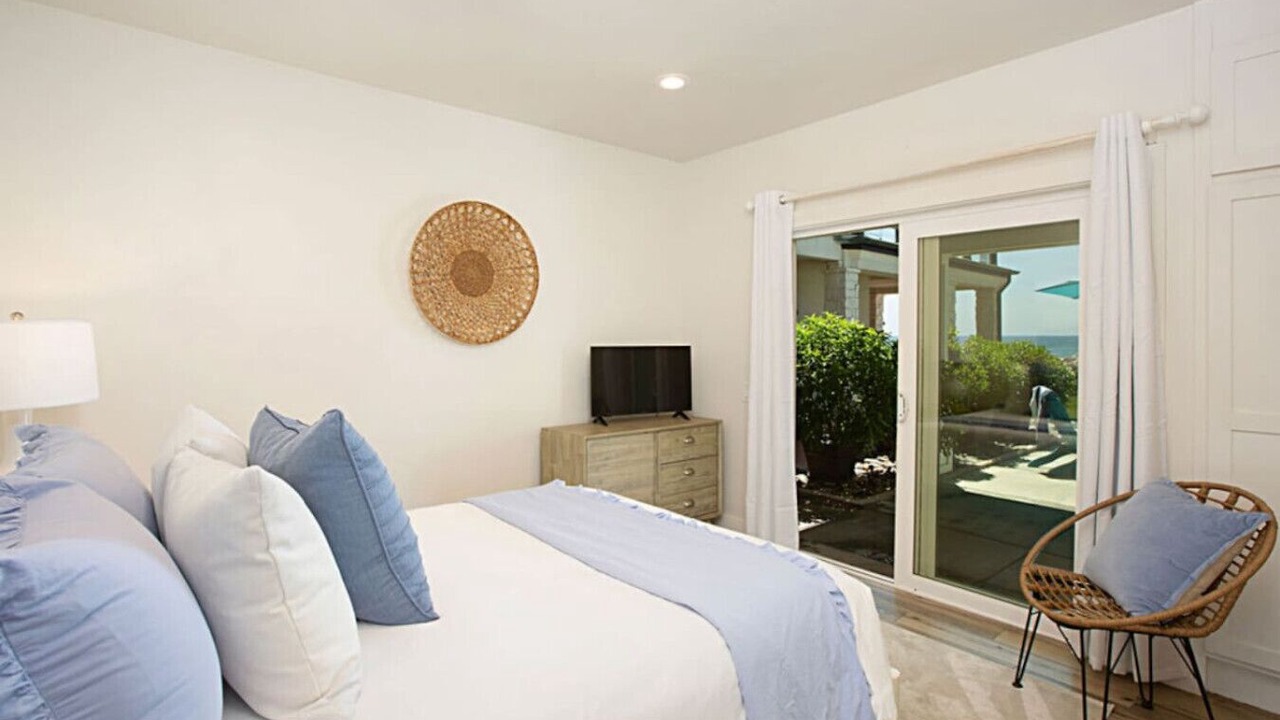 Photo of Bedroom in Oceanside