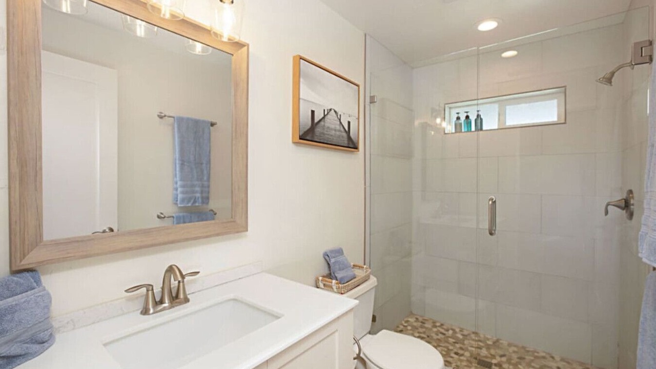Photo of Bathroom in Oceanside