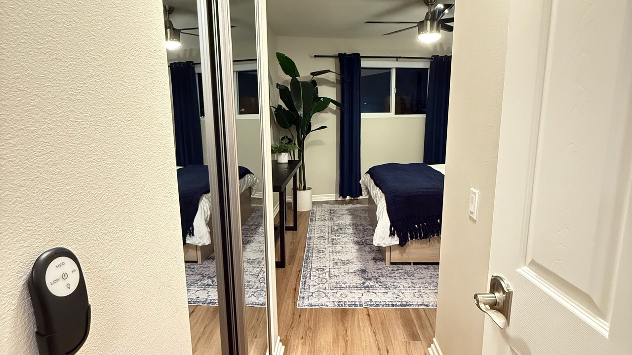 Photo of Bedroom in Redondo Beach