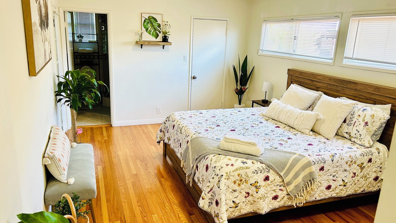 Photo of Bedroom in Montebello