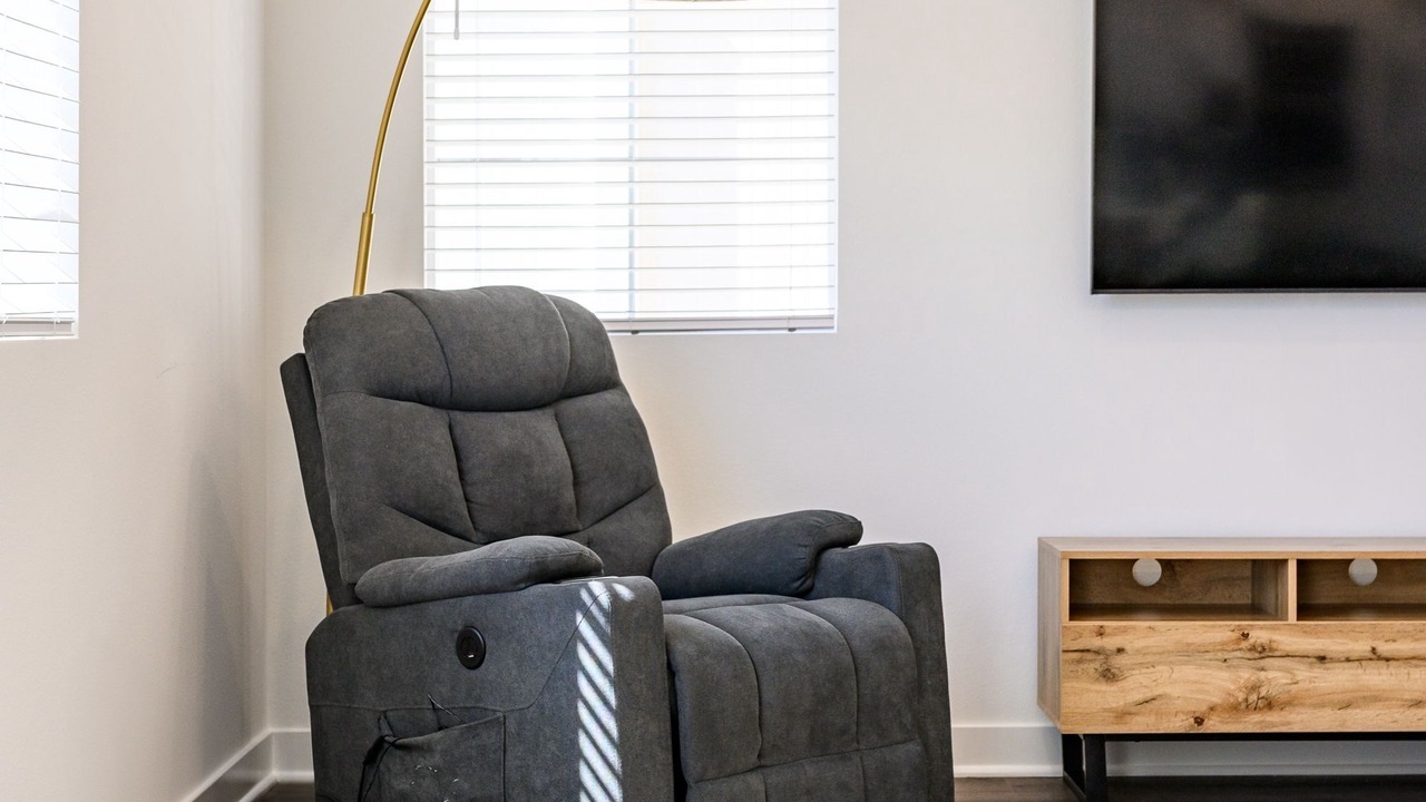 Photo of Livingroom in Patton