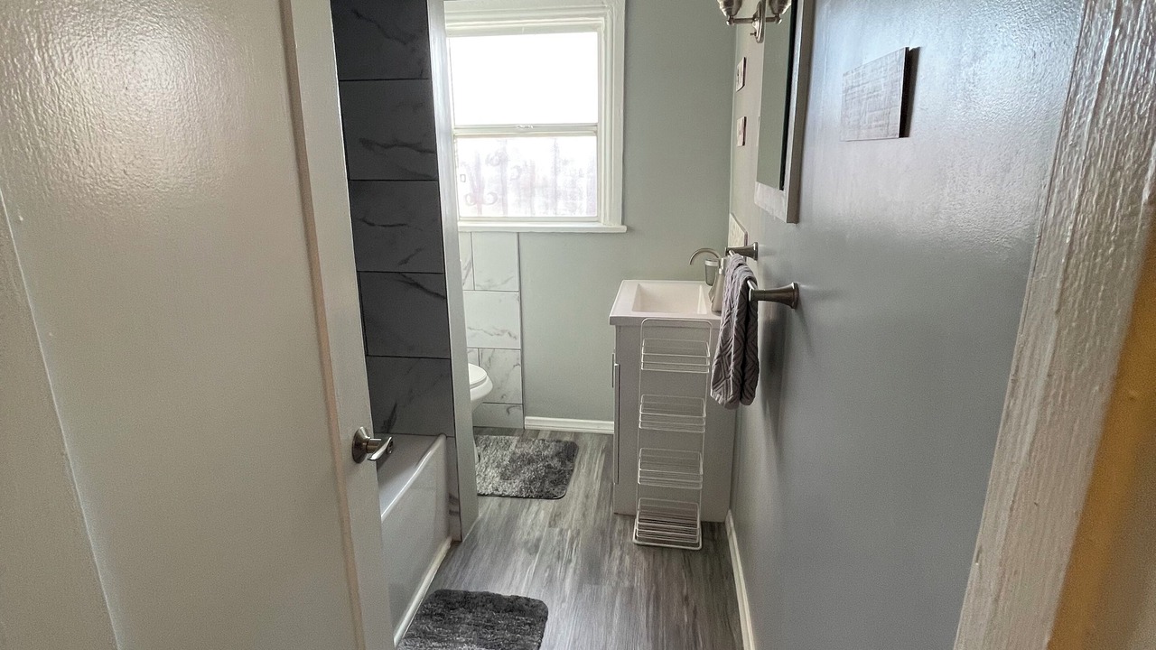 Photo of Bathroom in View Park-Windsor Hills