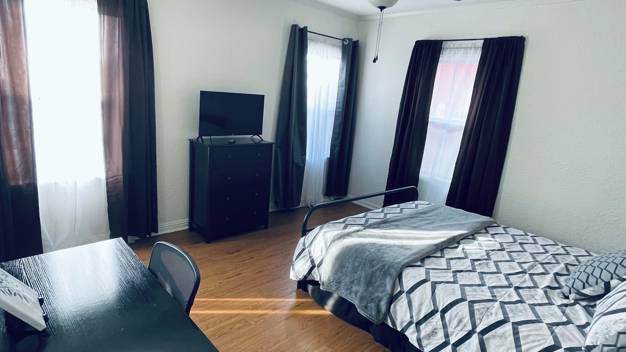 Photo of Bedroom in View Park-Windsor Hills