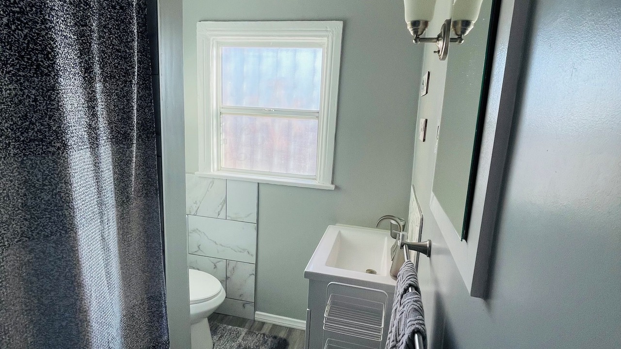 Photo of Bathroom in View Park-Windsor Hills