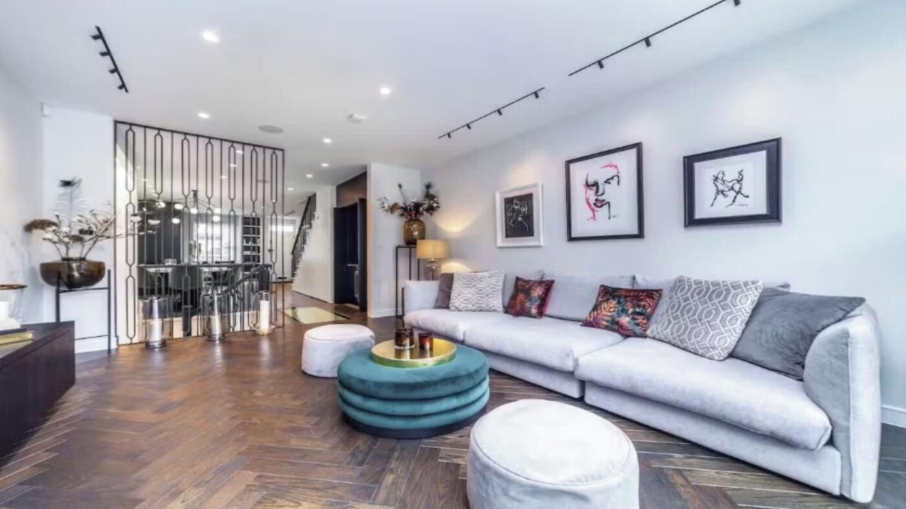 Photo of Livingroom in St. Mary's Park