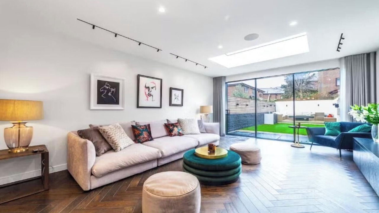 Photo of Livingroom in St. Mary's Park