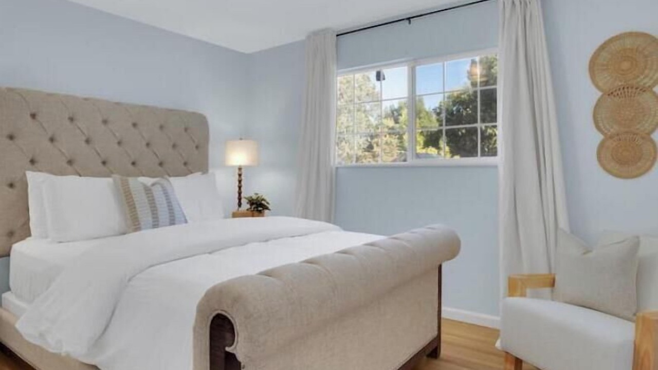 Photo of Bedroom in Bay Area