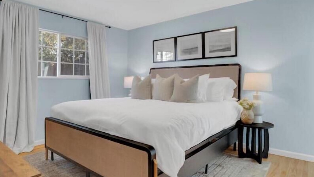 Photo of Bedroom in Bay Area