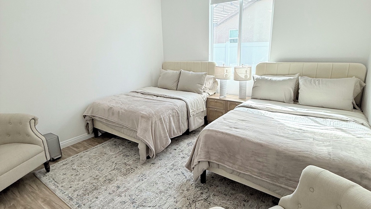 Photo of Bedroom in Homeland