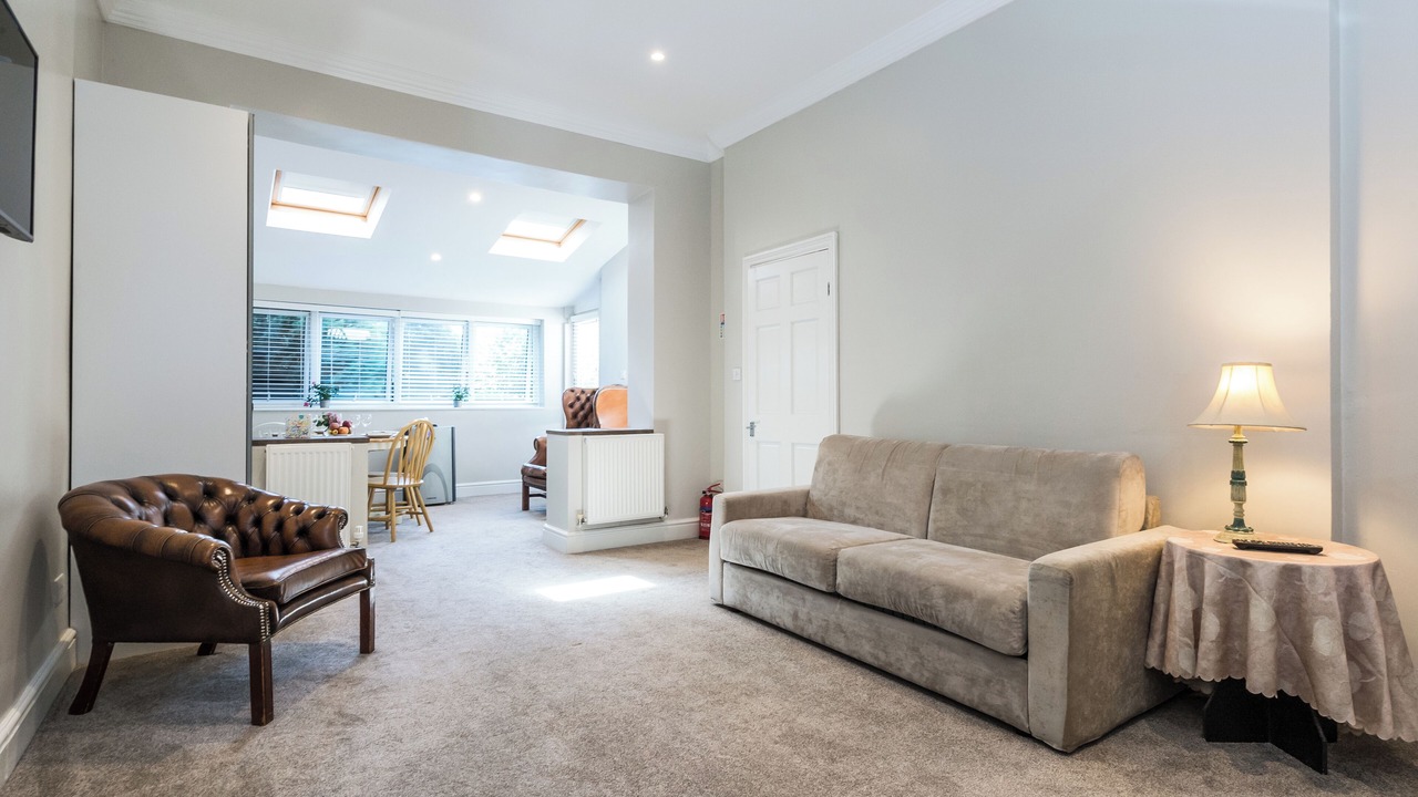Photo of Livingroom in Brondesbury Park