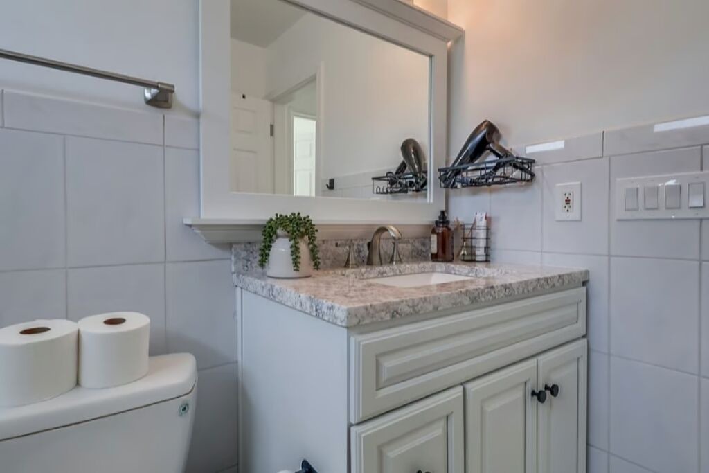 Photo of Bathroom in Madrona