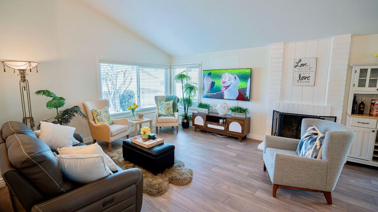 Photo of Livingroom in Rowland Heights