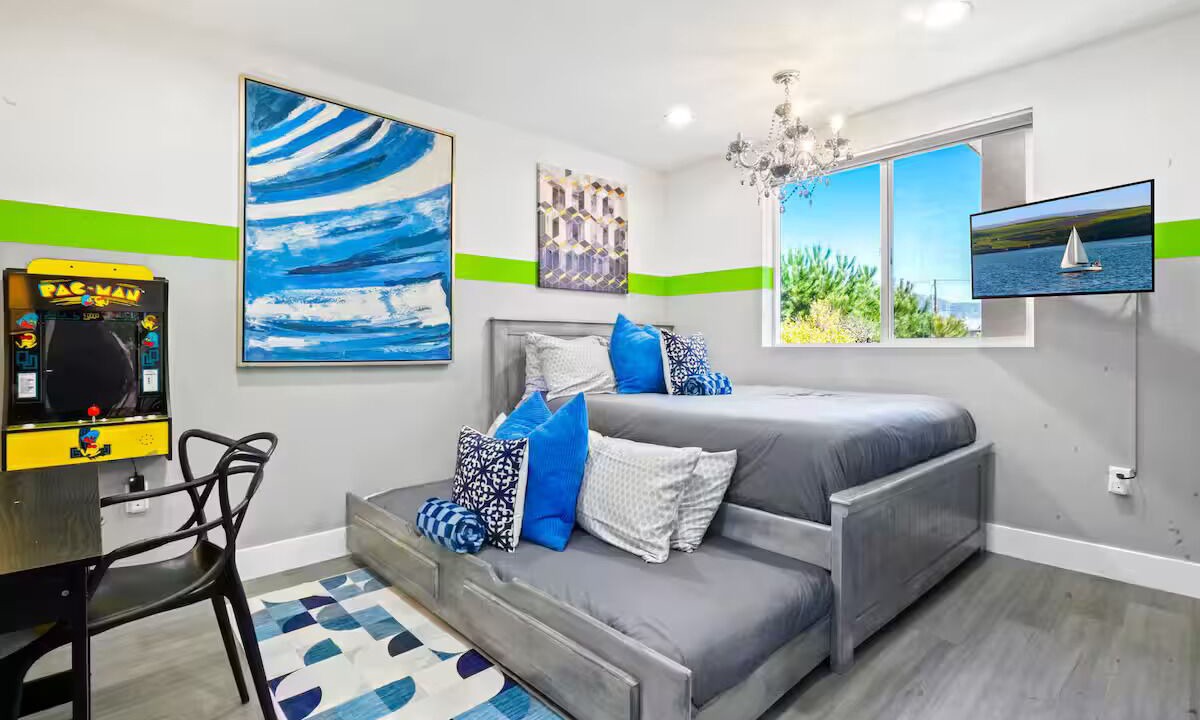 Photo of Bedroom in North Hollywood