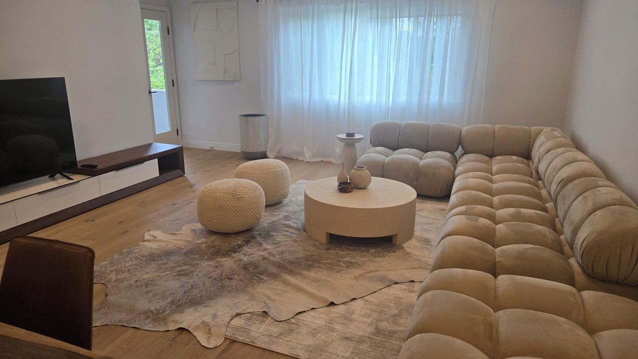 Photo of Livingroom in Verdugo Woodlands