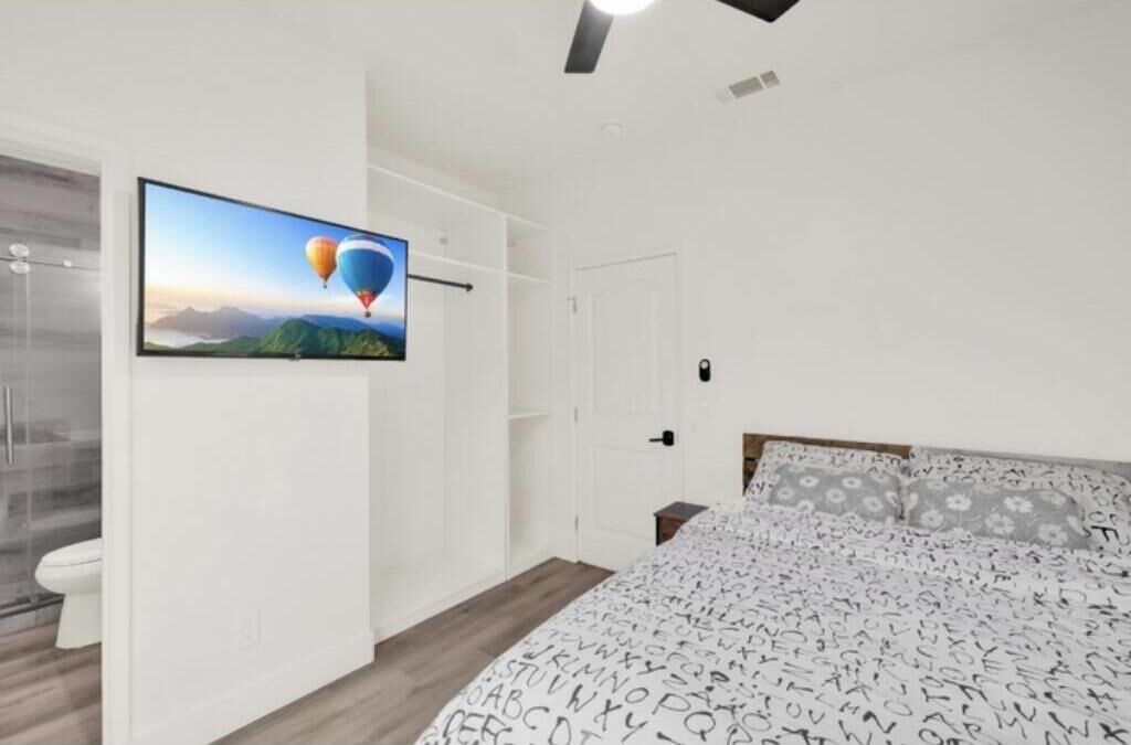 Photo of Bedroom in Rancho Cucamonga