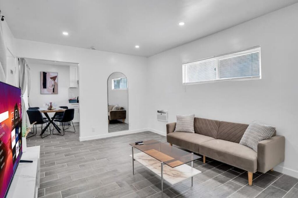 Photo of Livingroom in East Whittier