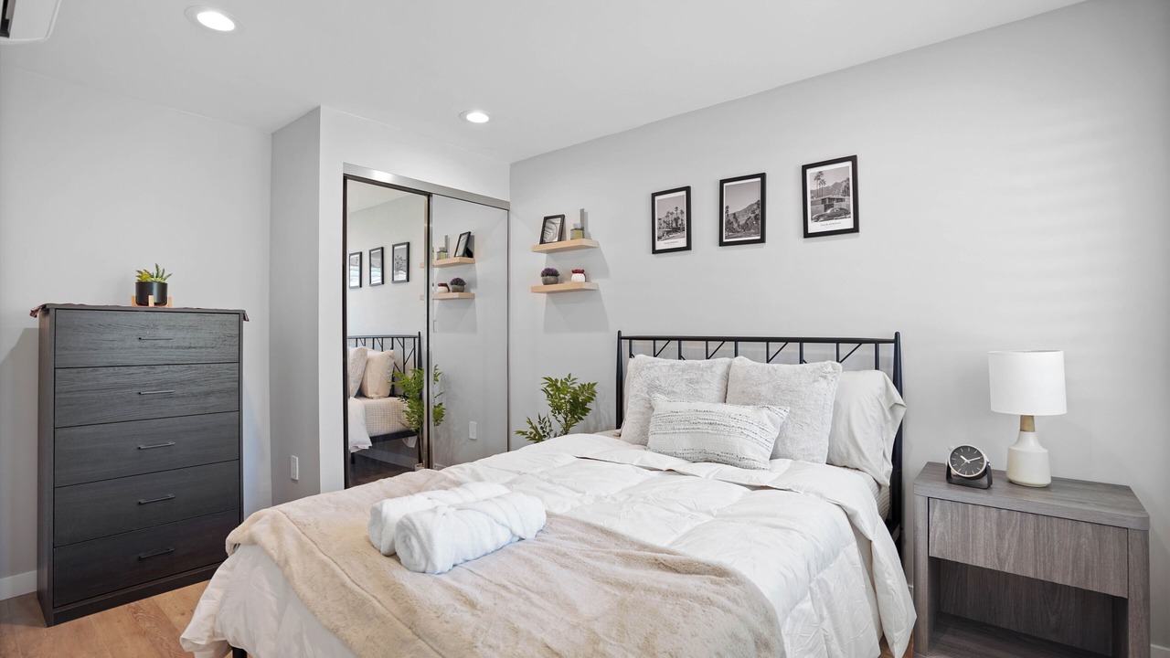 Photo of Bedroom in Duarte