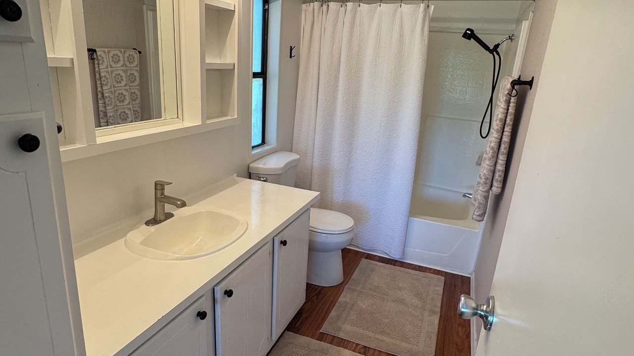 Photo of Bathroom in Knights Ferry