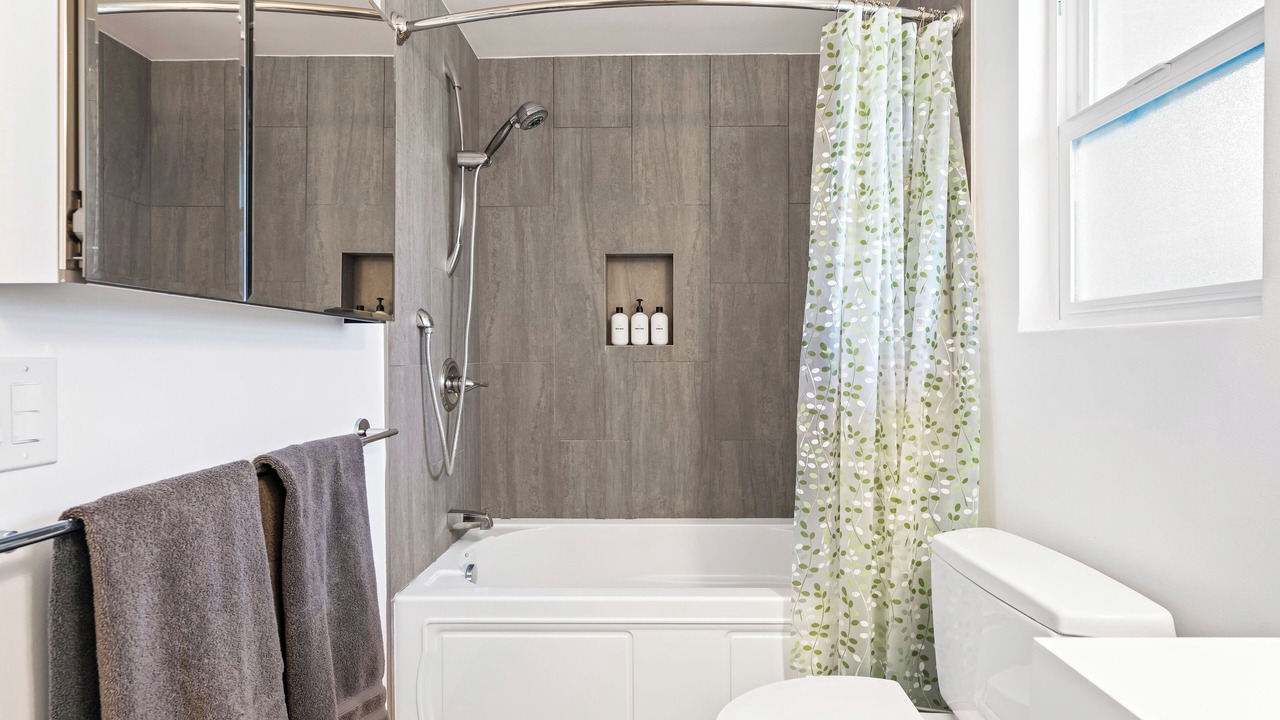 Photo of Bathroom in North Hills West