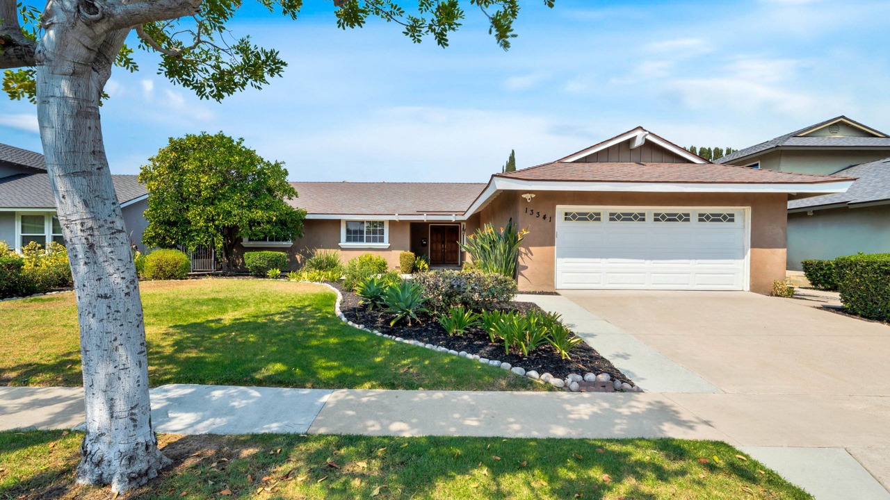 Photo of Outdoor in Tustin